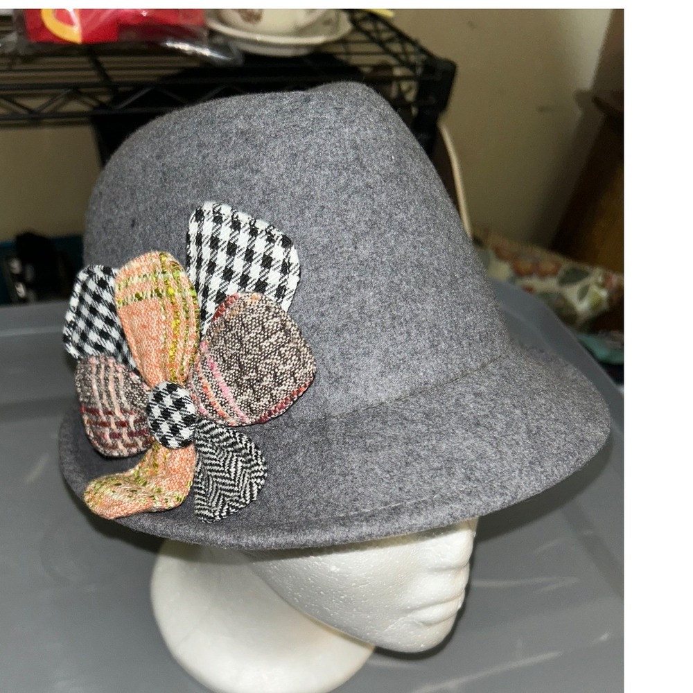 Christys Crown Series Grey 100% Wool Cloche Hat with Fabric Flower Accent Size M